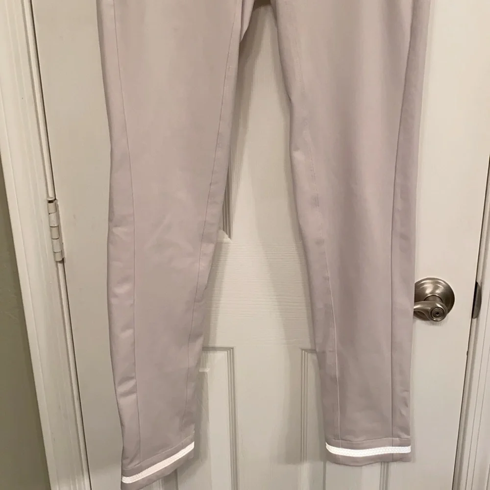 Rare Lululemon Out & About pants - Picture 5 of 16